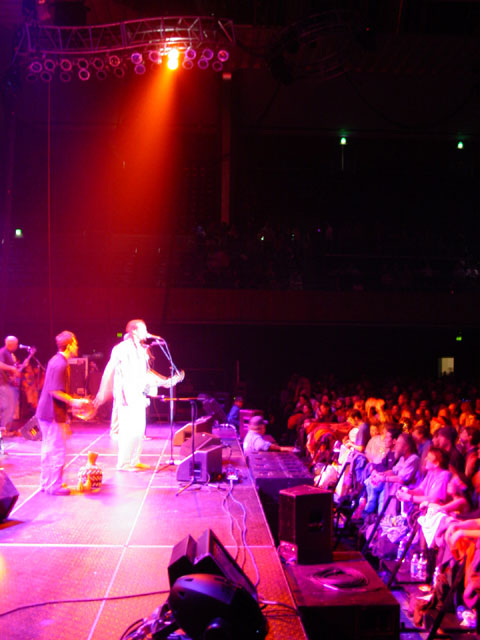 Mike&Crowd12-28-02