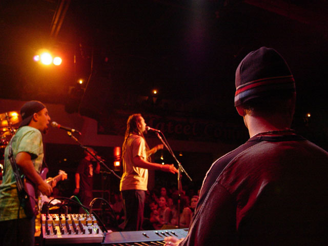 SideStage1-31-03