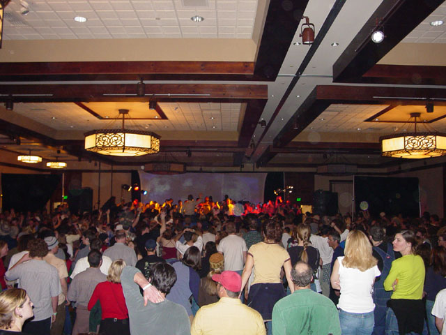 TheCrowdOnStage2-15-03
