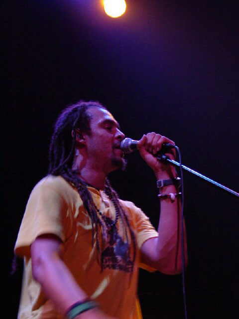 spr2003-10-07p0033