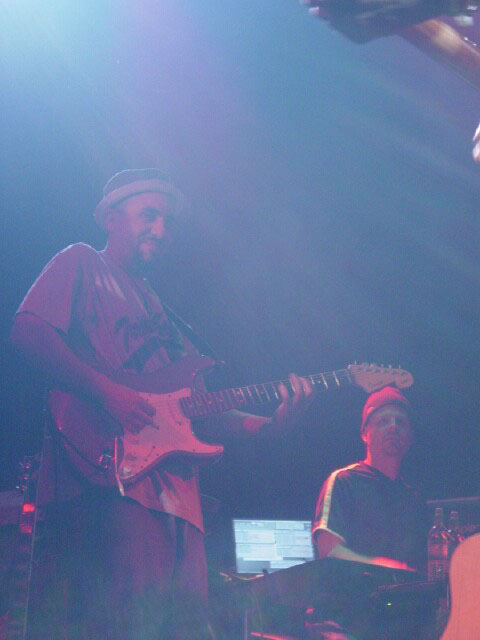 spr2003-10-09p0019